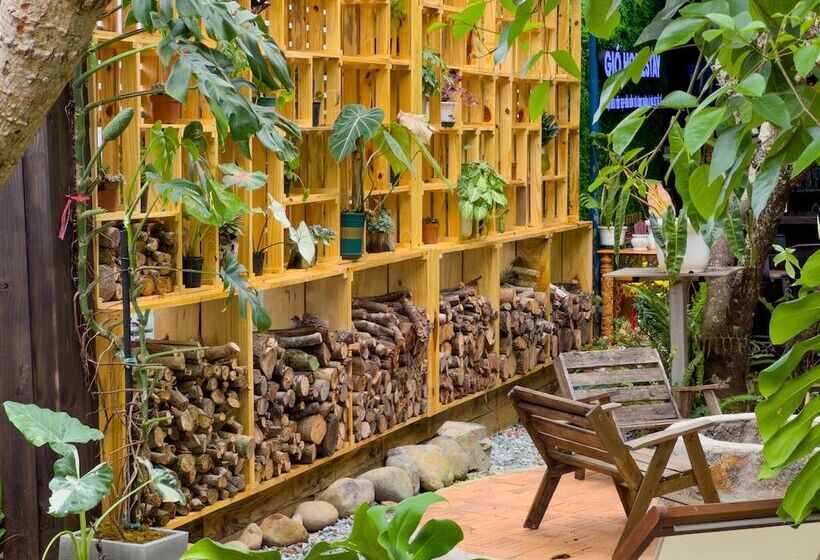 تختخواب و صبحانه Gio Homestay