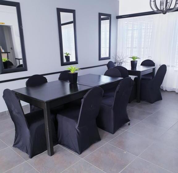 ベッドアンドブレックファースト Hiflyerz Guest House