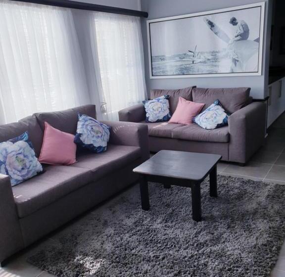 ベッドアンドブレックファースト Hiflyerz Guest House