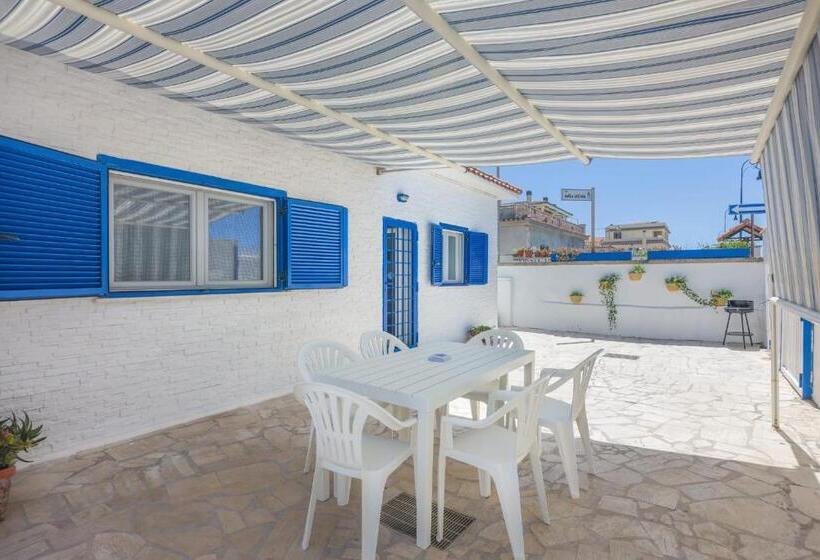 ベッドアンドブレックファースト Miramare Fiumicino