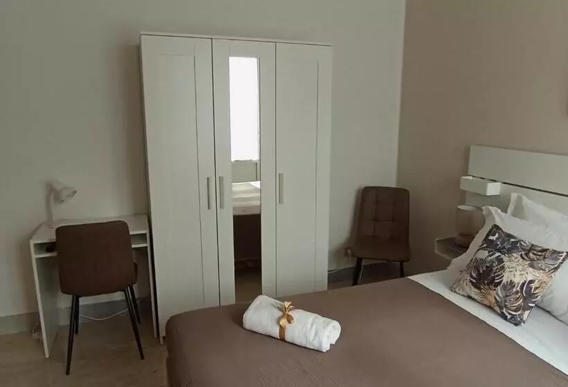 تختخواب و صبحانه Verga 29 House