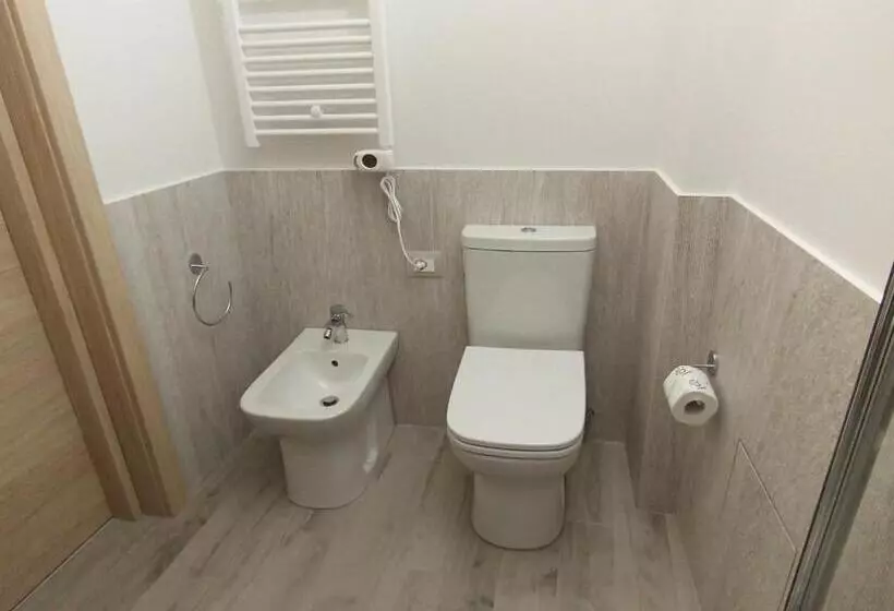 تختخواب و صبحانه Verga 29 House