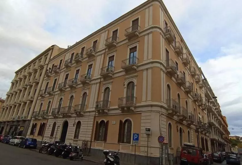 تختخواب و صبحانه Verga 29 House