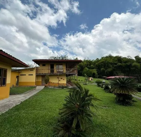 ホテル Filandia   Finca Rural La Guadalupana