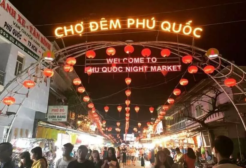 Hong Anh Hotel Night Market Phu Quoc