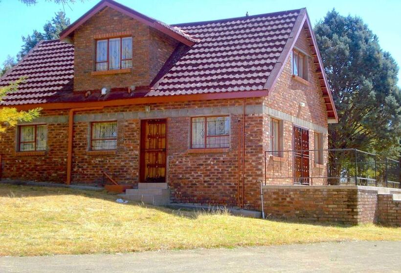 Отель Khutsong Lodge