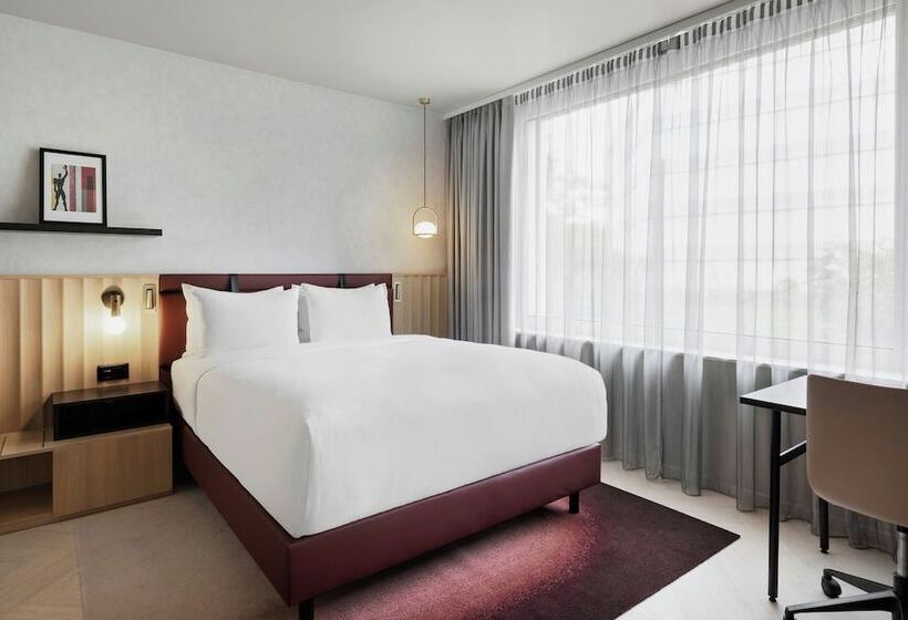 هتل Residence Inn By Marriott Geneva City Nations