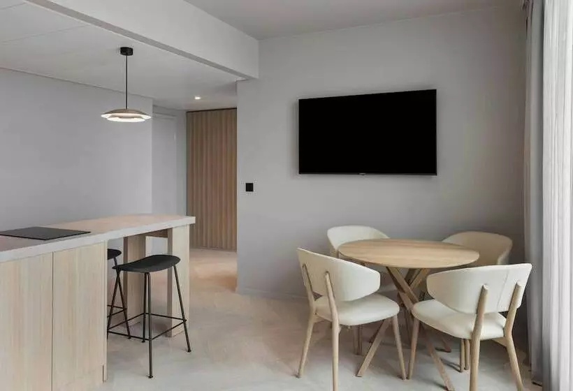 هتل Residence Inn By Marriott Geneva City Nations