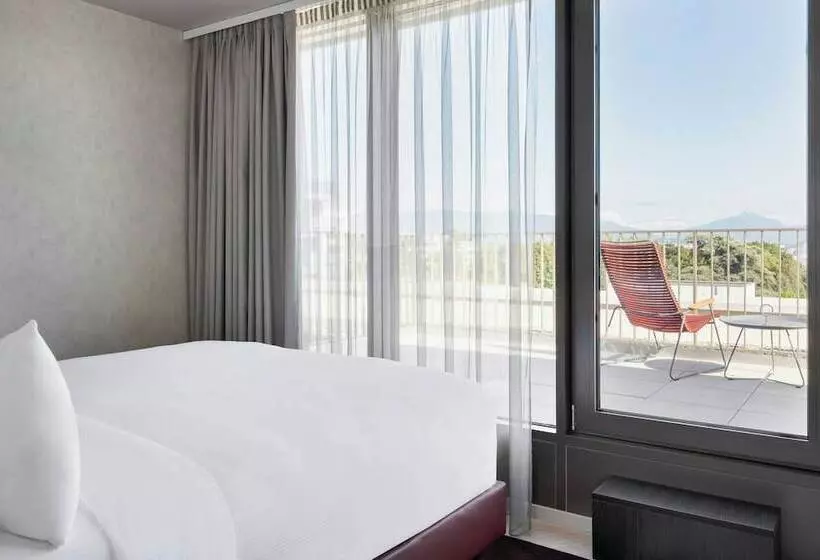 هتل Residence Inn By Marriott Geneva City Nations
