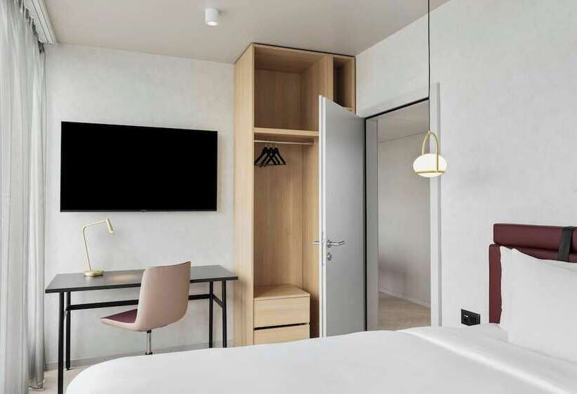 هتل Residence Inn By Marriott Geneva City Nations