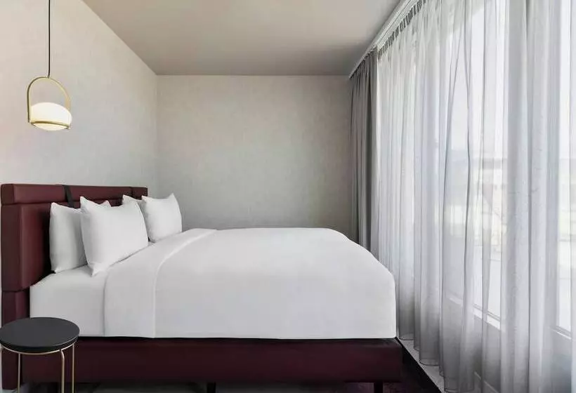 هتل Residence Inn By Marriott Geneva City Nations