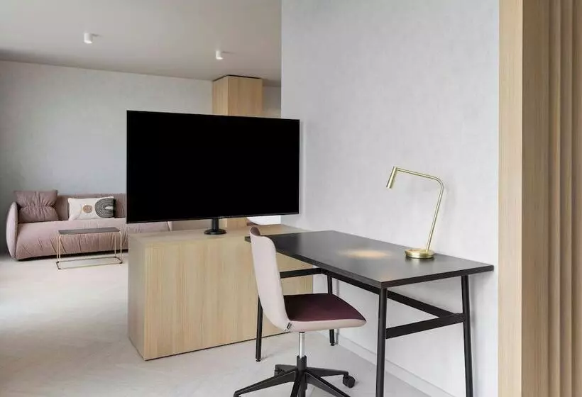 هتل Residence Inn By Marriott Geneva City Nations