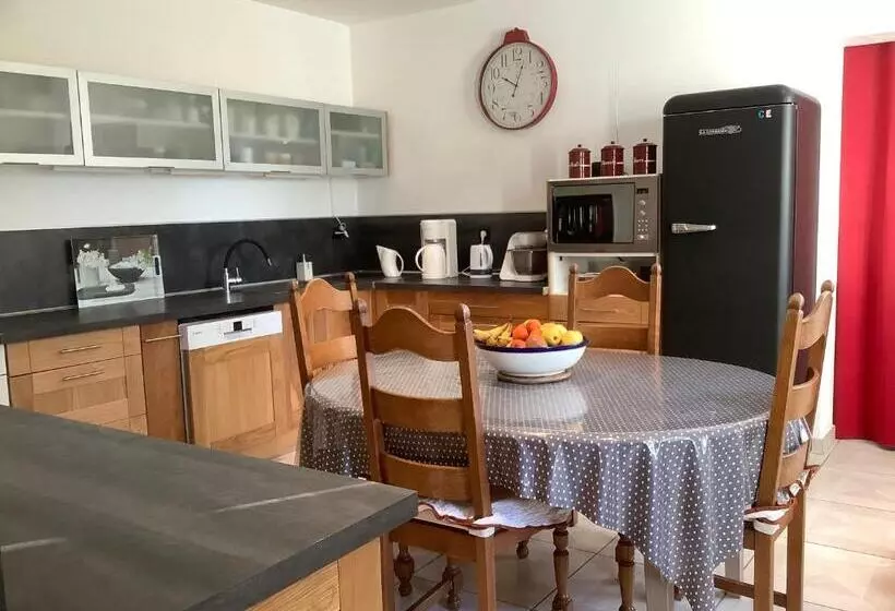 ペンション La Maison Du Bonheur