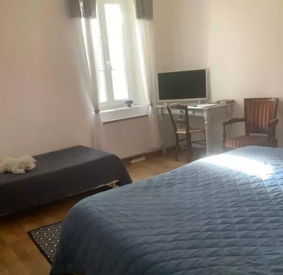 ペンション La Maison Du Bonheur
