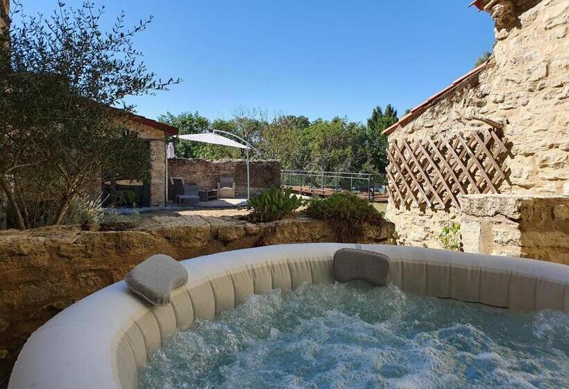 بنسيون Passage Du 8