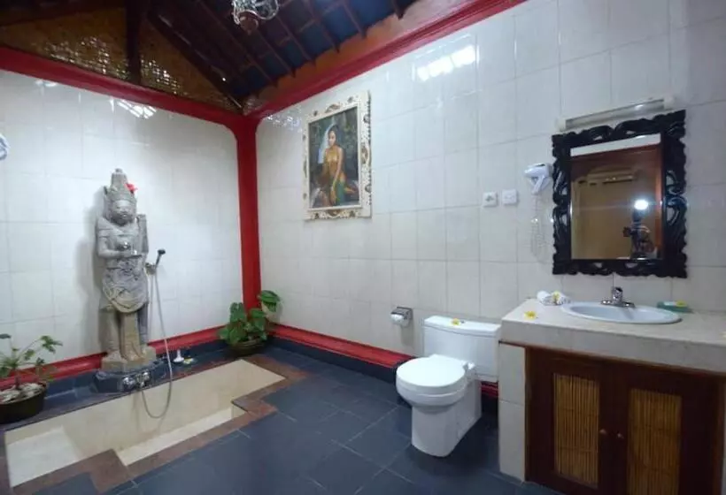 ペンション Tirta Ayu Hotel And Restaurant