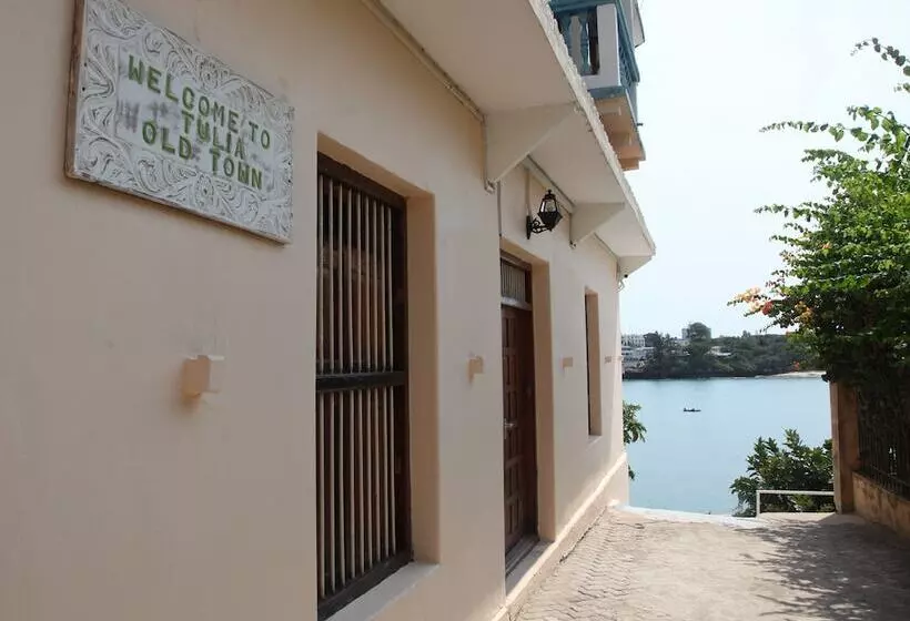 پانسیون Tulia Old Town