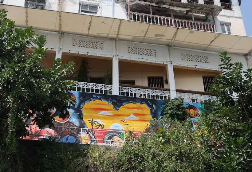 پانسیون Tulia Old Town