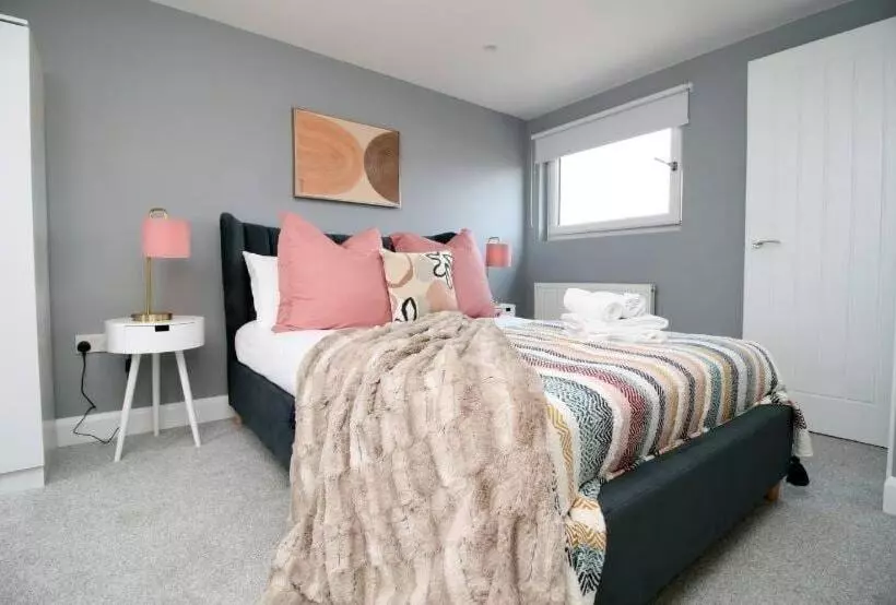 پانسیون Wyndham Road 3br Lin Pontcanna