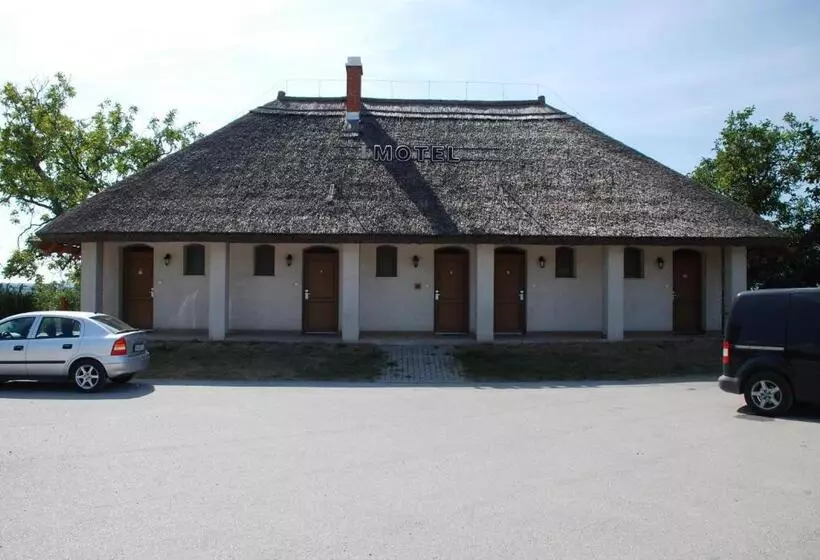 Tekergő Motel és étterem