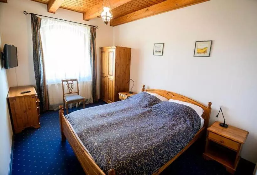 Tekergő Motel és étterem