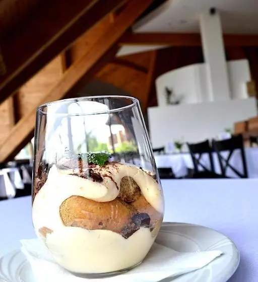 Tekergő Motel és étterem