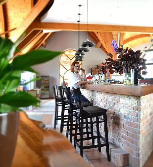 Tekergő Motel és étterem