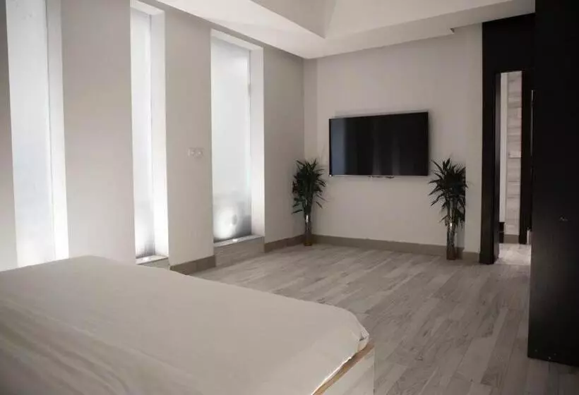 Terrace Furnished Apartments Fintas 2