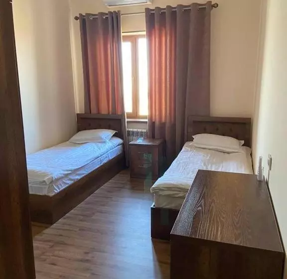 Uzumfermer Hotel & Winery