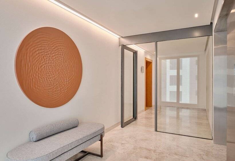 Отель Grand Hyatt Kuwait Residences