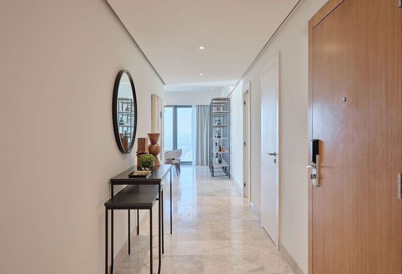 Отель Grand Hyatt Kuwait Residences