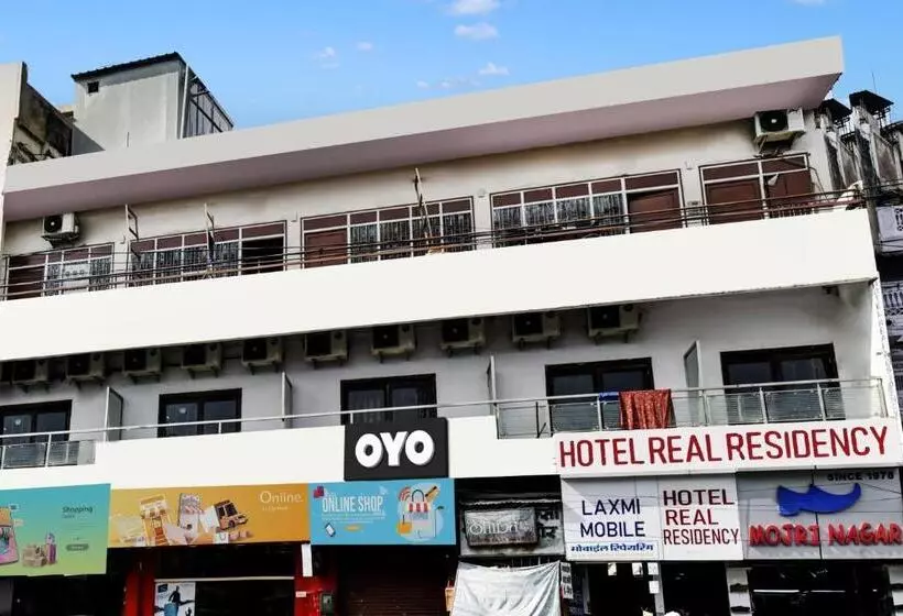 ホテル Real Residency