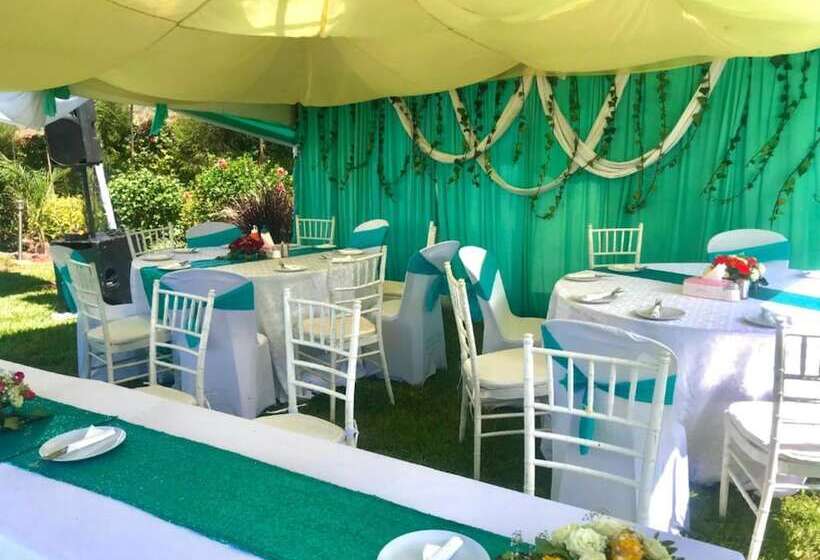 هتل The Lukenya Resort