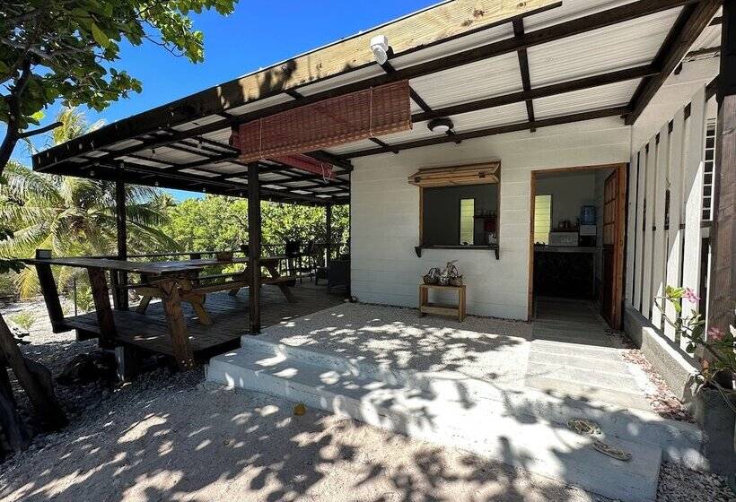 پانسیون Fare Mahai