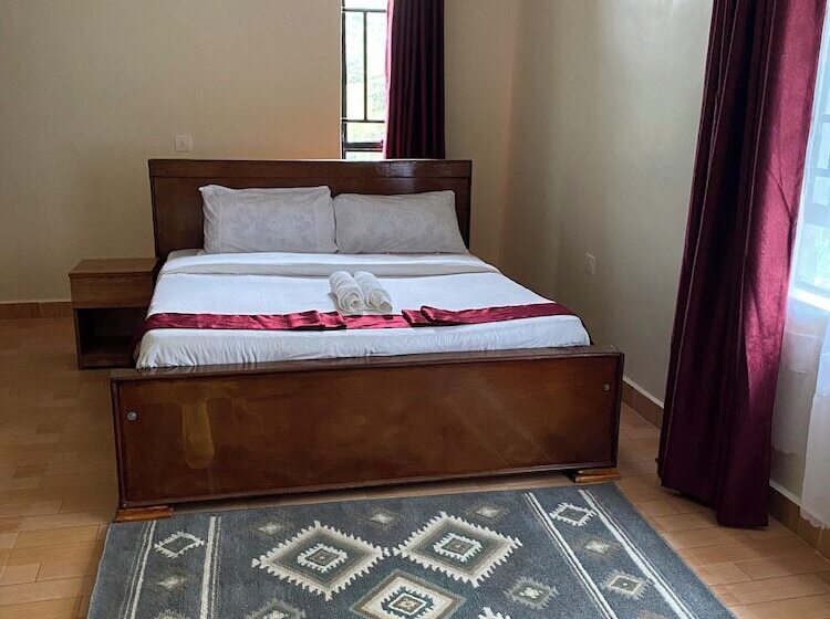 استراحتگاه Acacia Gardens Gilgil