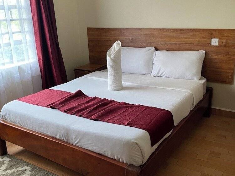 استراحتگاه Acacia Gardens Gilgil