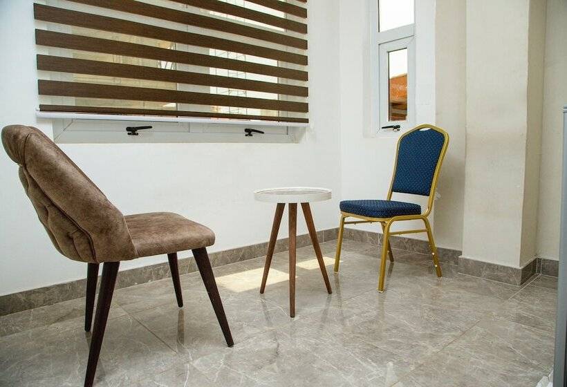 Ark Hotel Apartments