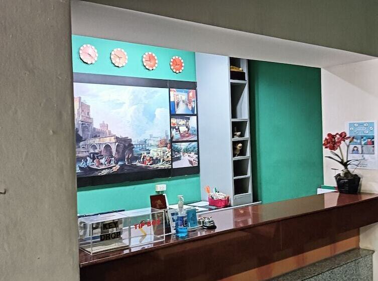 Golden Roof Boutique Apartment