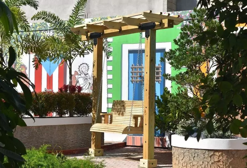 مسافرخانه Calizo Vip Guest House