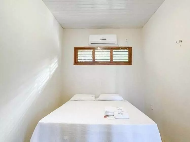 簡易ホテル Pousada Estrela Peroba