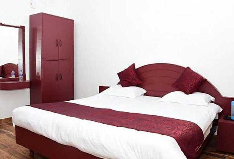 Fabhotel Eden Garden