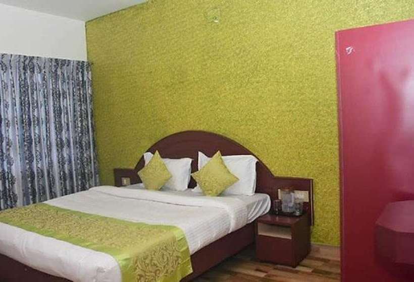 Fabhotel Eden Garden