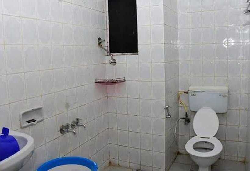 Fabhotel Eden Garden