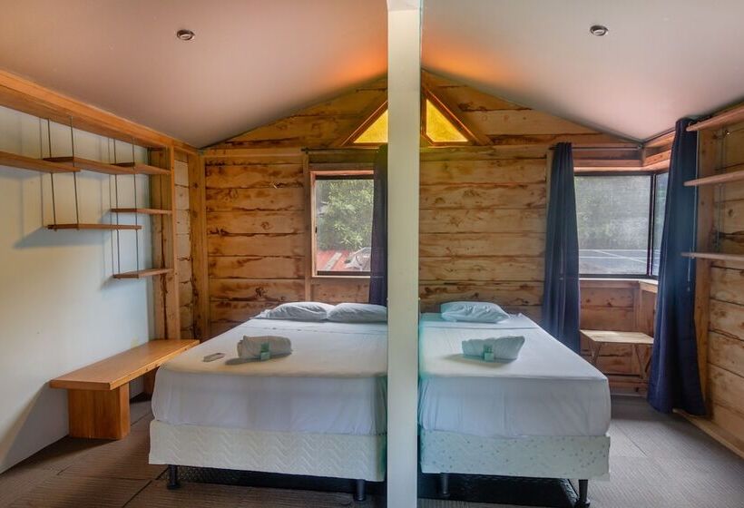 هتل Esencia Nativa