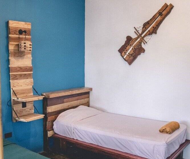 هتل Esencia Nativa