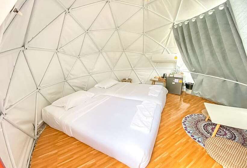 Otel Glamping Hill Khaoyai