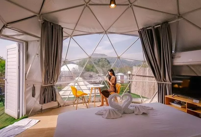 Hotelli Glamping Hill Khaoyai