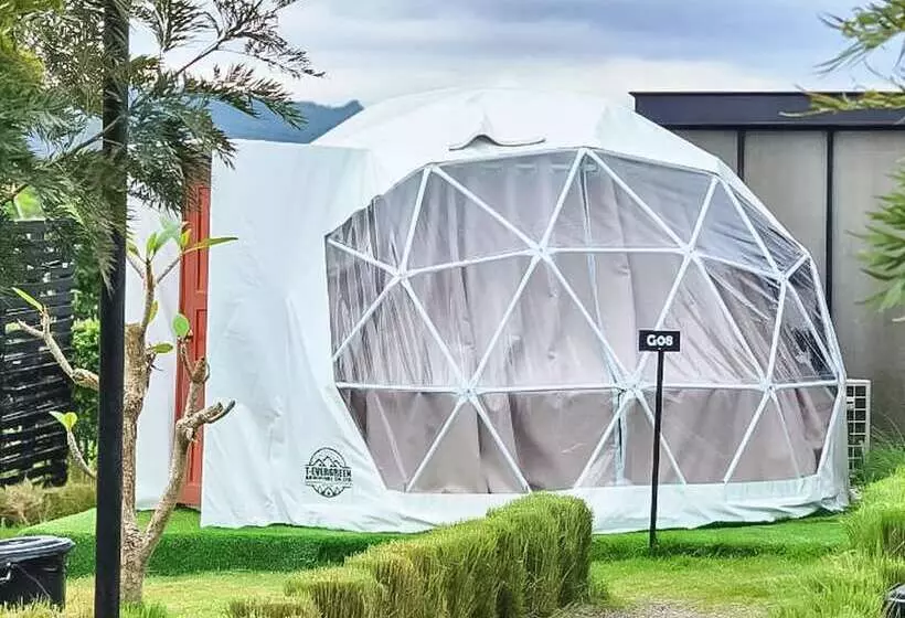 Hotelli Glamping Hill Khaoyai