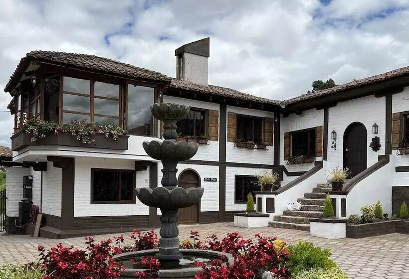 Hotelli Hacienda Santa Ana Lodging