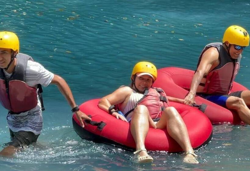 酒店 Rio Celeste To Know